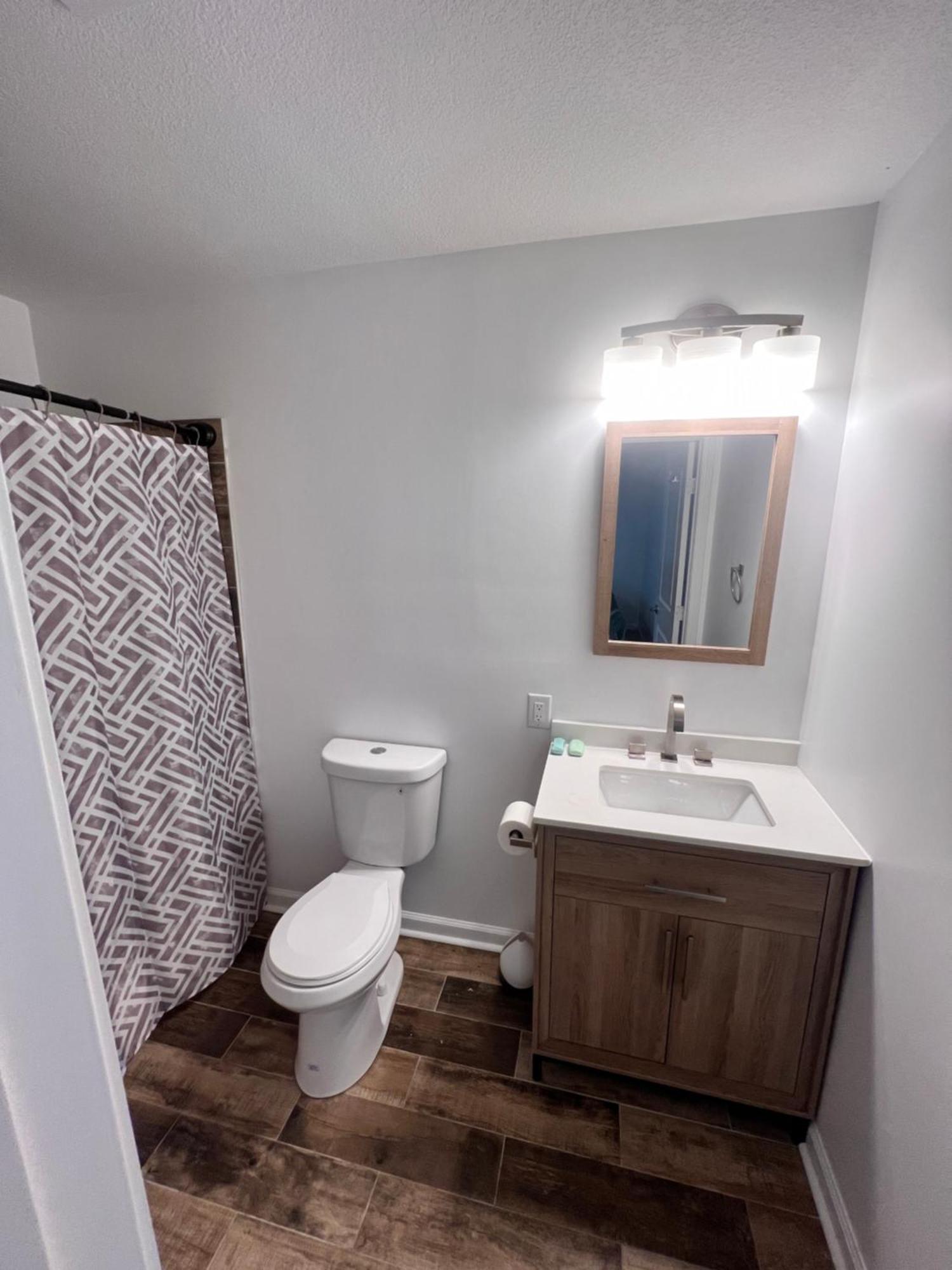 The Getaway House Atl Budget Room Каролтън Екстериор снимка