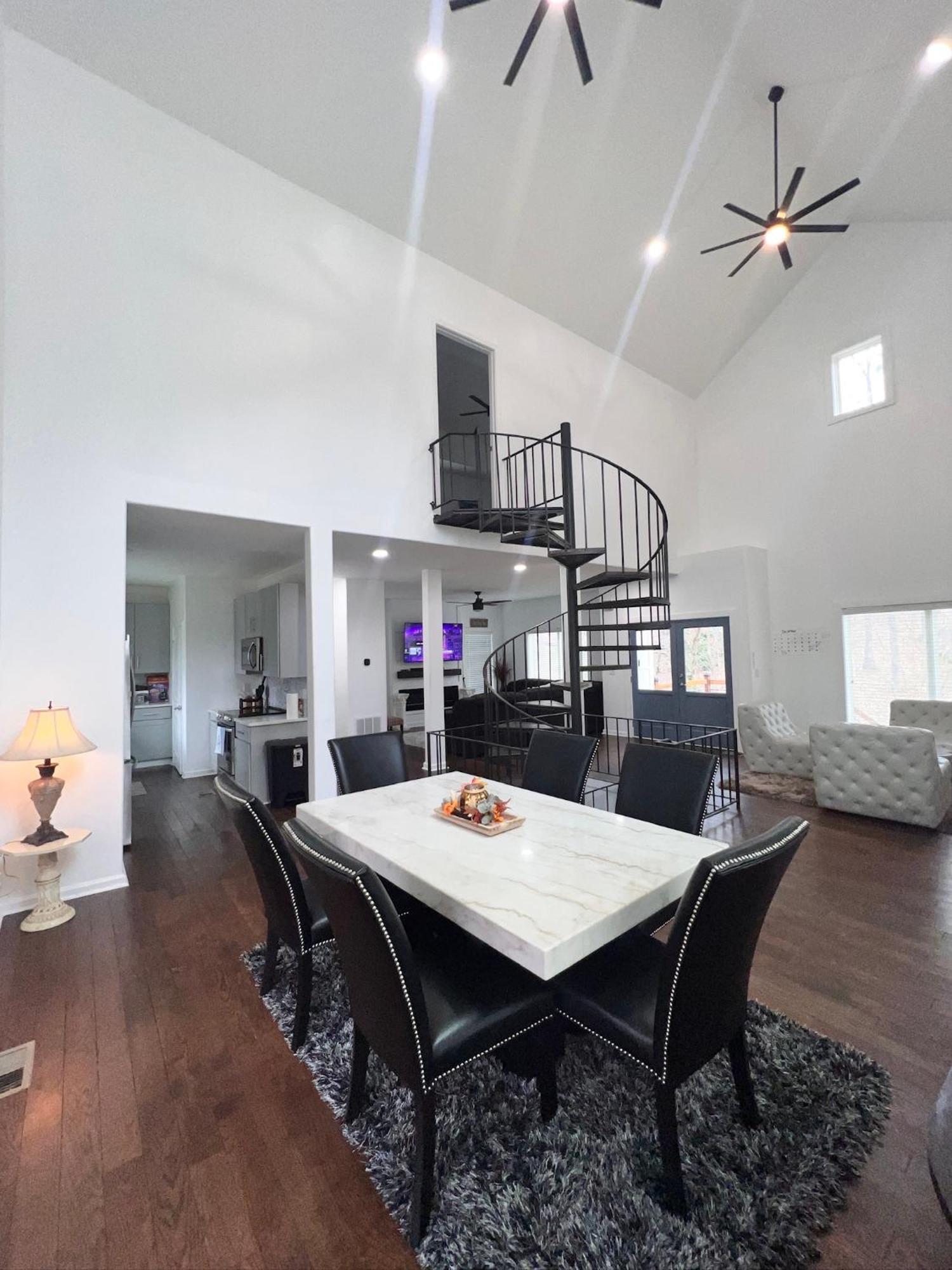 The Getaway House Atl Budget Room Каролтън Екстериор снимка